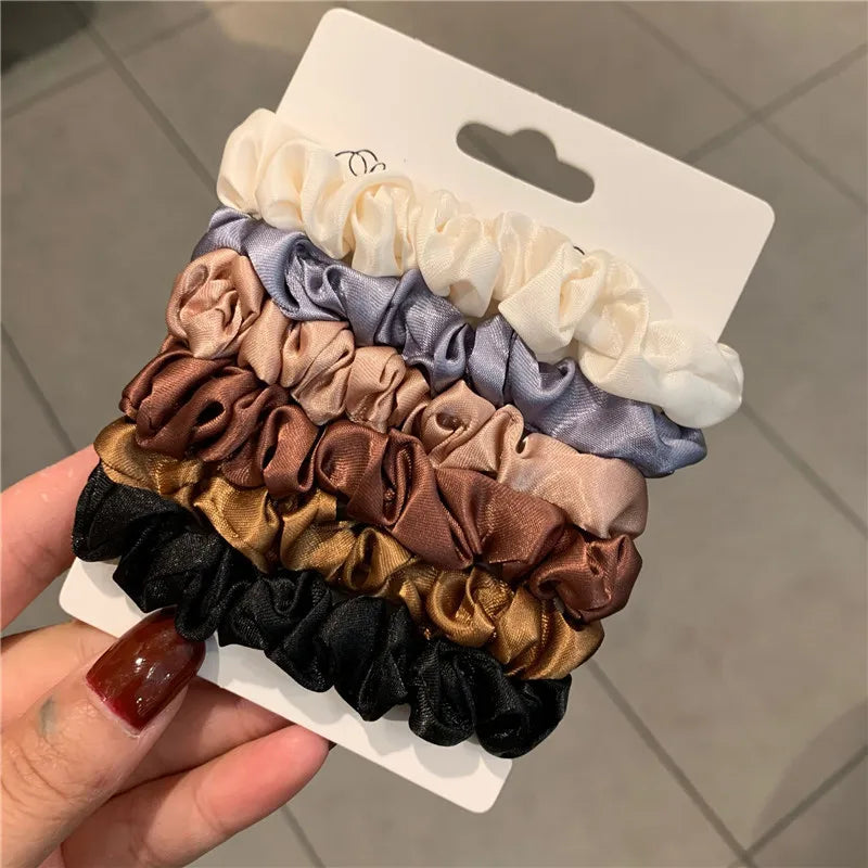 Toque de Elegância no Seu Dia a Dia – Cabelos Presos com Estilo e Delicadeza